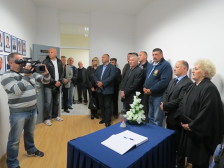 27 zbor 16